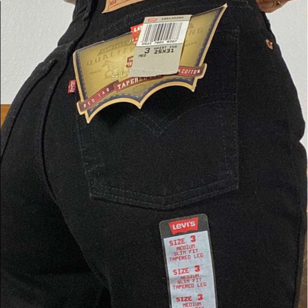 Rare vintage Levi’s size 3 medium style 512